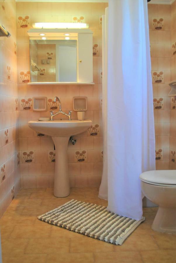Lefkothea Apartments Kassiopi Luaran gambar